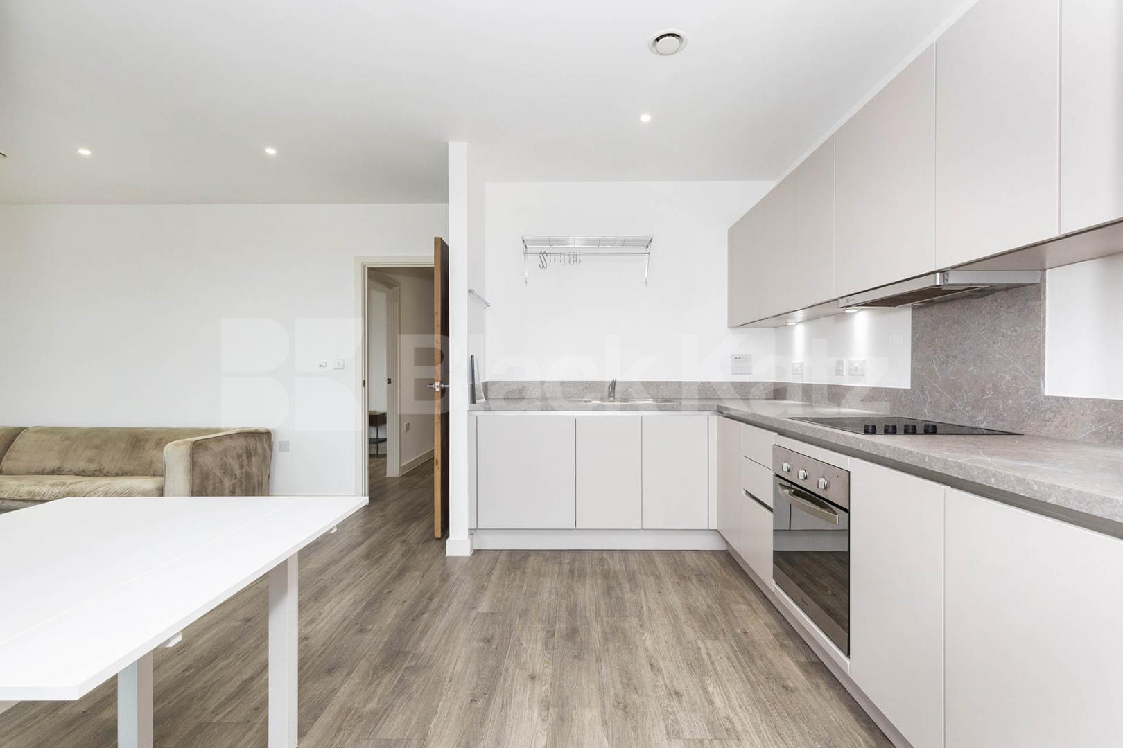 Modern Apartment Cadogan Gardens, Chelsea